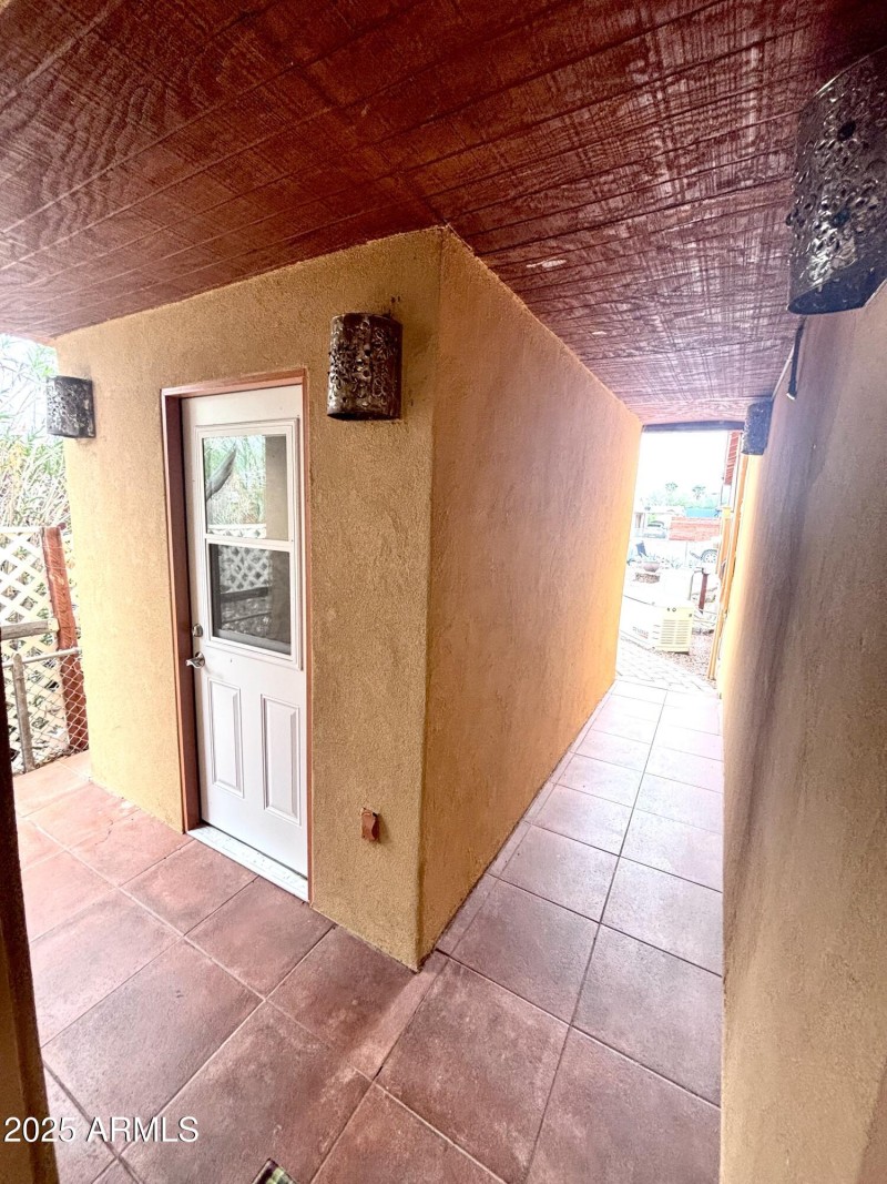 230 W 1St Ave Exterior Workshop