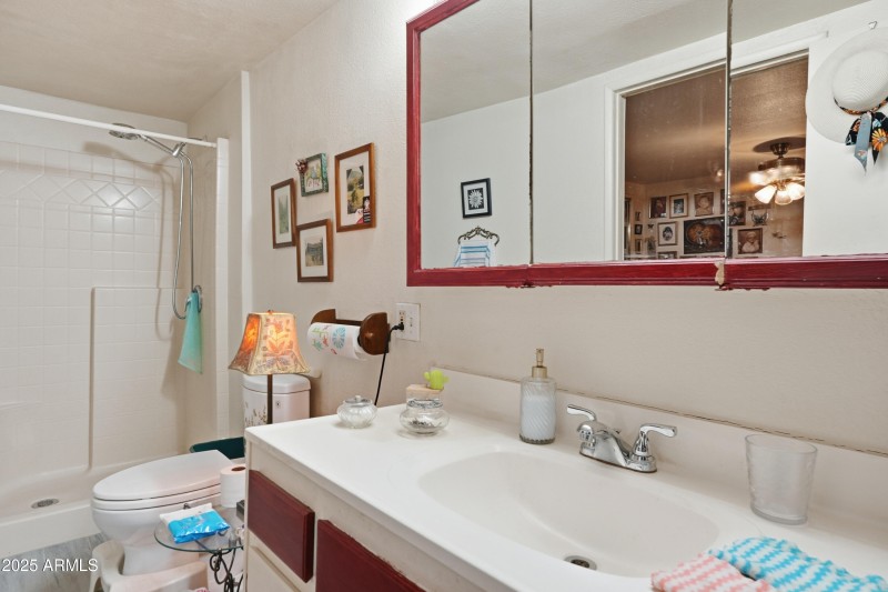 Owner's Suite Bathroom