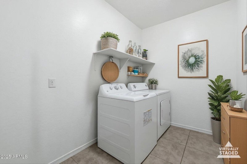 60-Laundry (Virtually Staged)