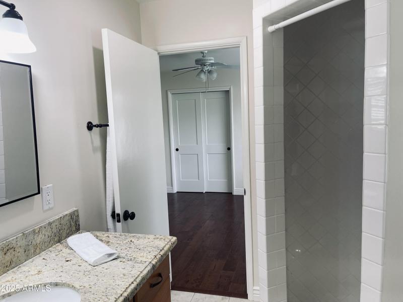 Bath attaches to Bedrm 3