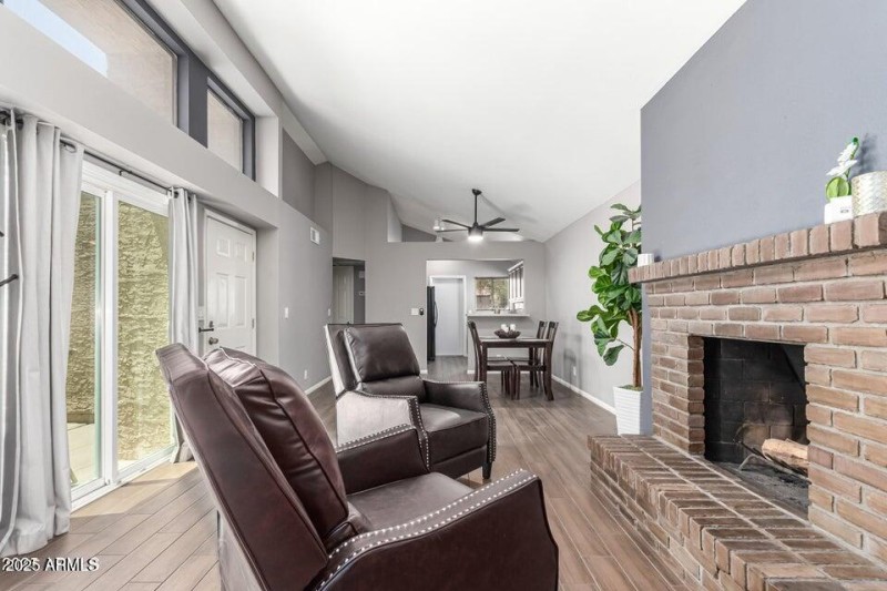 3440 E Southern Ave 10