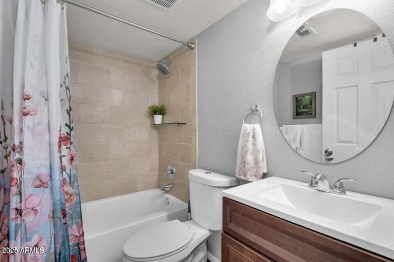 3440 E Southern Ave 14