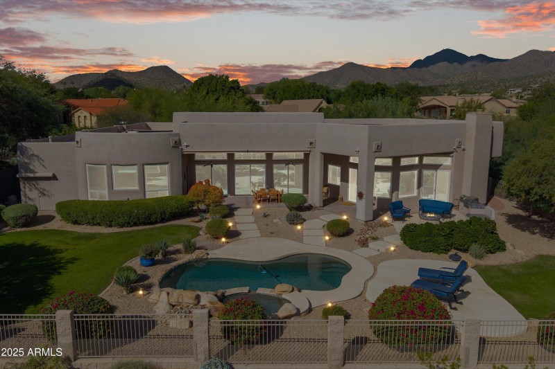 02-DJI_20251116122432_0035_D