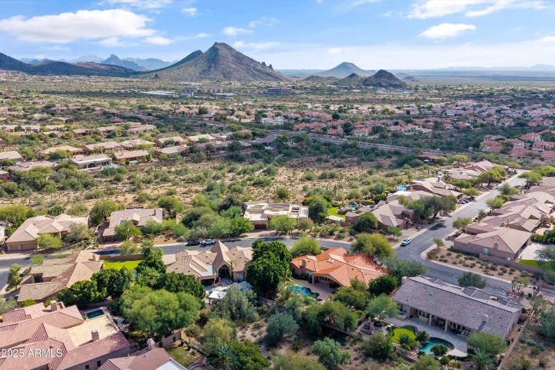 71-DJI_20251116122638_0049_D