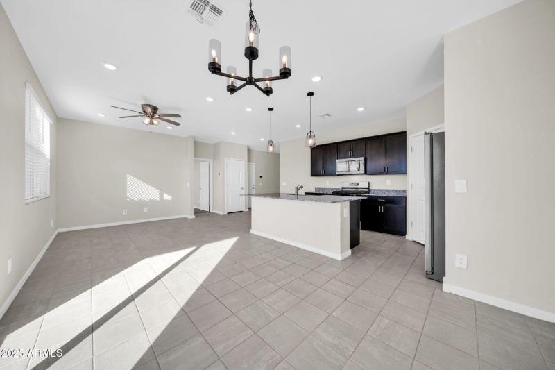 17557 W Madison St-4