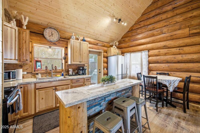 1904PoncePl-ShowLow-AZ-11