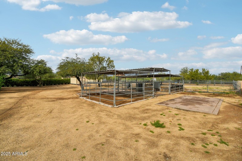 36-web-or-mls-E Jordan Ln-S2011-036