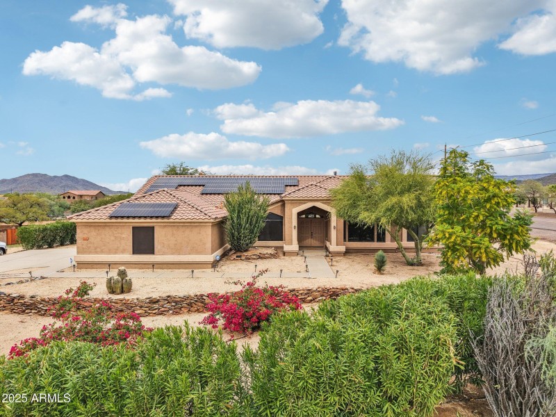 44-web-or-mls-E Jordan Ln-S2011-044