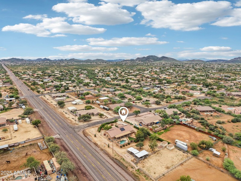 54-web-or-mls-E Jordan Ln-S2011-054