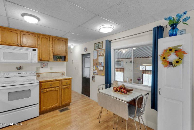 10-web-or-mls-Germann-11