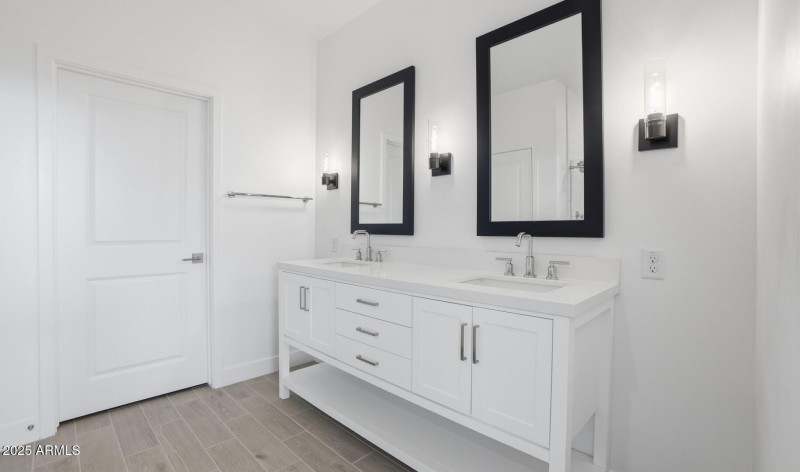 FSVV Cottages Lot #119 Primary Bath (2)