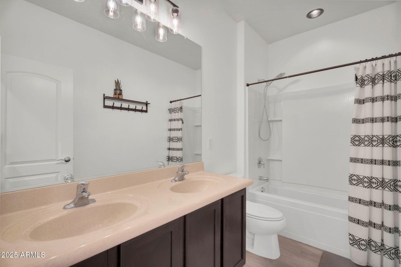 40-web-or-mls-6579 W Georgetown Way-10 (