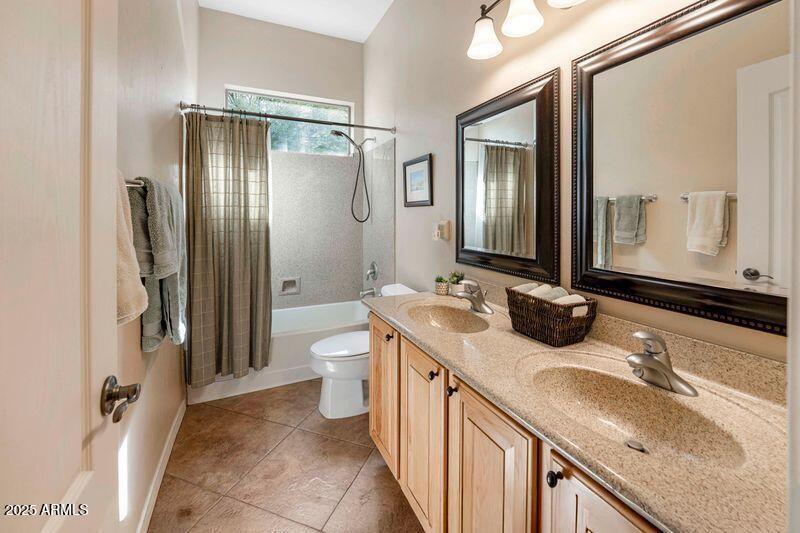 Guest Bath Tub, Shower and Dual Vanities