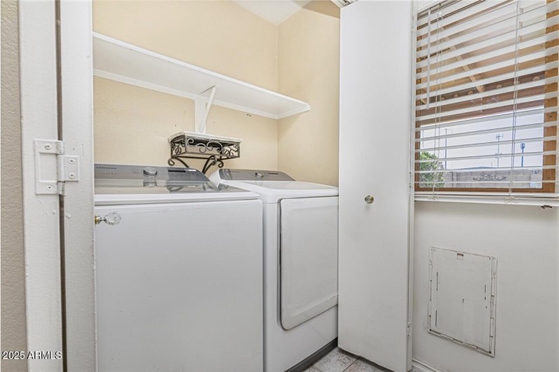 6 Laundry Room Large