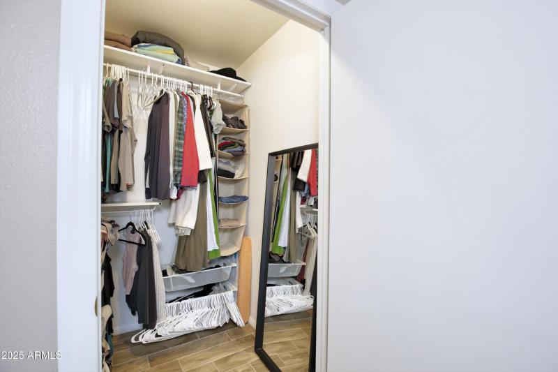 Bedroom 4 : Bonus Room Closet