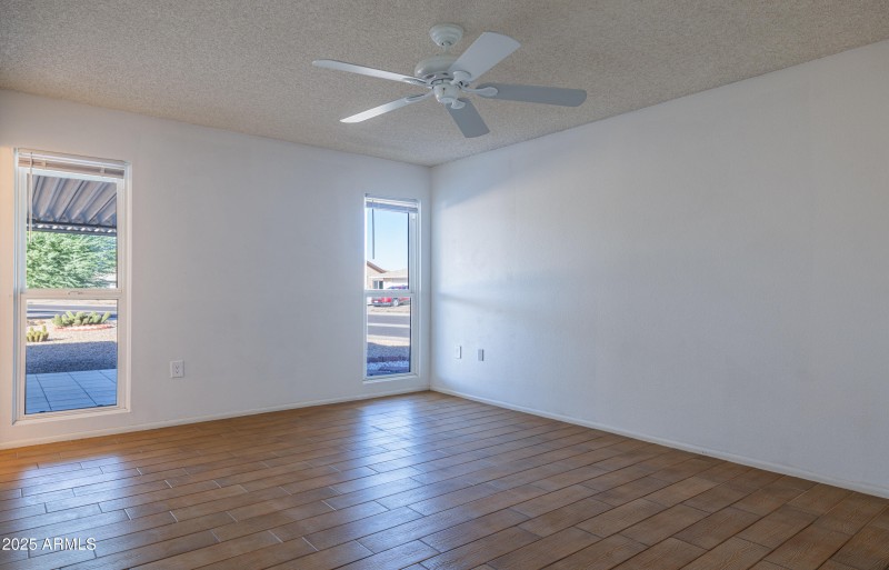 10845 W Pineaire Dr, Sun City, AZ 85351