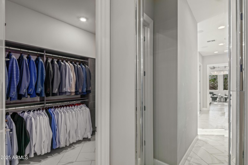 Master Closet 2