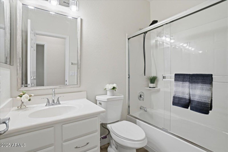 Full bath Main Floor