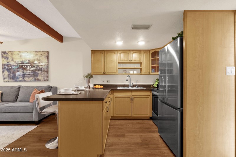 9-web-or-mls-16819-e-gunsight-dr-a3