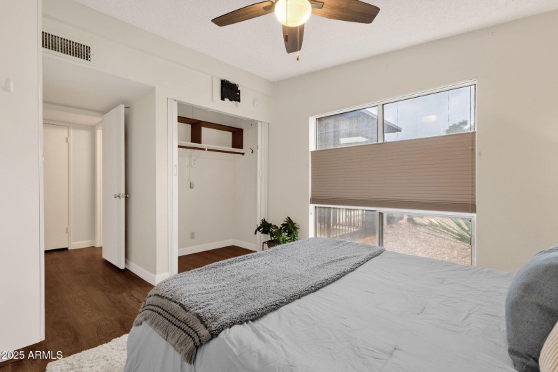 20-web-or-mls-16819-e-gunsight-dr-a3