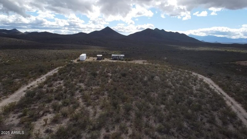 2025-11-20-12-52-47-875