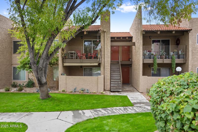 5525 E Thomas Rd M11-3