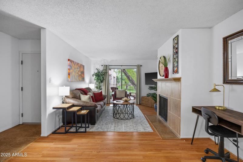 5525 E Thomas Rd M11-8