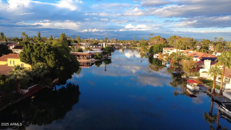 5556DFA0-C41A-4851-9870-A69439AC77DC_1_1