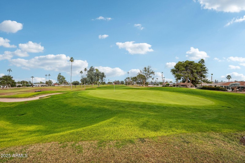 45-web-or-mls-W Castlebar Dr-L2111-043