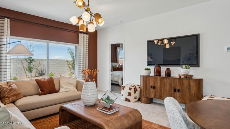 *Picture is of model. Options may vary*