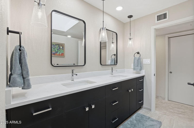 41-web-or-mls-18421 N Sierra Vereda Rio