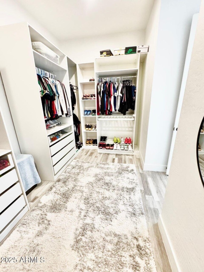 IMAGE 2025-11-20 19:20:36