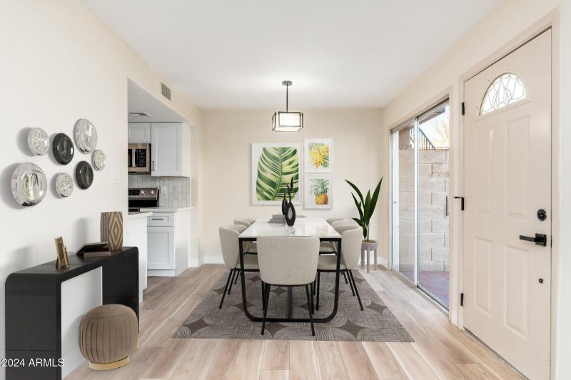 1136 N 84th Pl - 08 VS