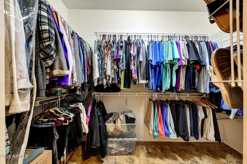 Large Primary Walk In Closet