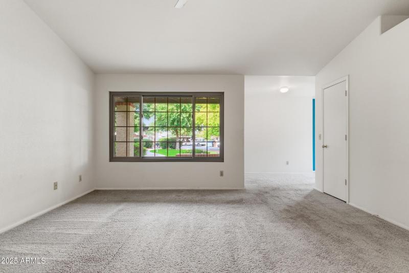 8140 N 107TH Avenue, 281