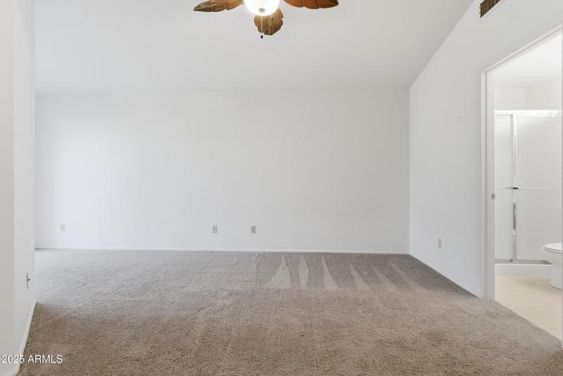 8140 N 107TH Avenue, 281