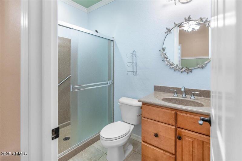 Bedroom ensuite bath