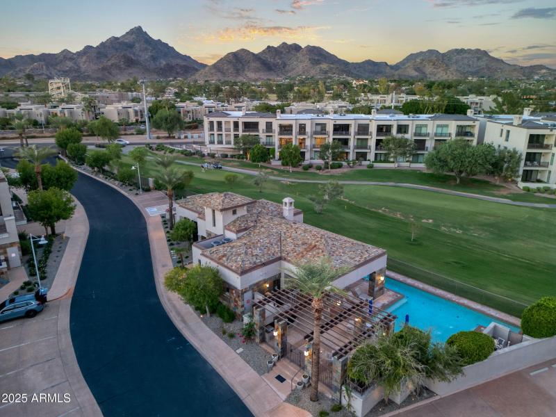 Community Clubhouse, Pool & Golf.