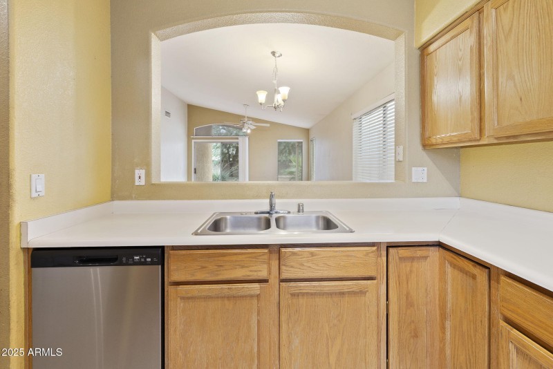 46-web-or-mls-_TM_1447