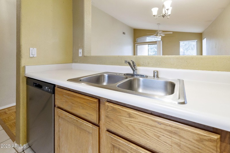 41-web-or-mls-_TM_1429