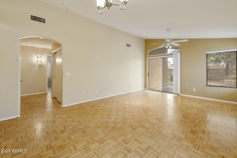 49-web-or-mls-_TM_1467