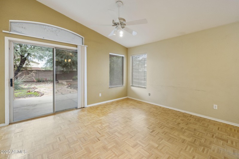 55-web-or-mls-_TM_1497