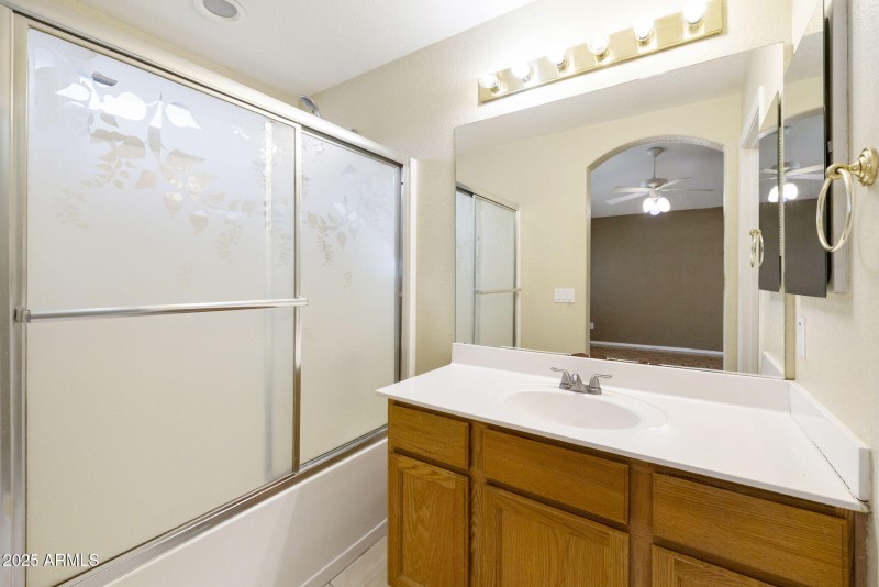 33-web-or-mls-_TM_1391