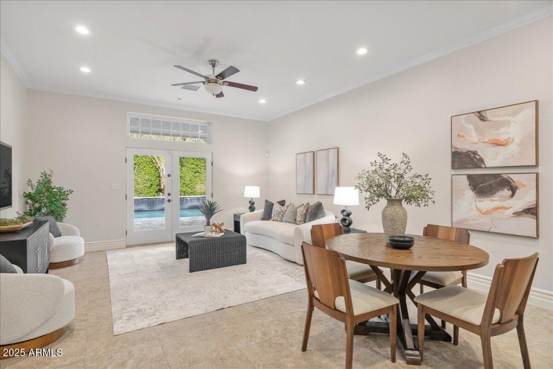 60-Casita Living and Dining