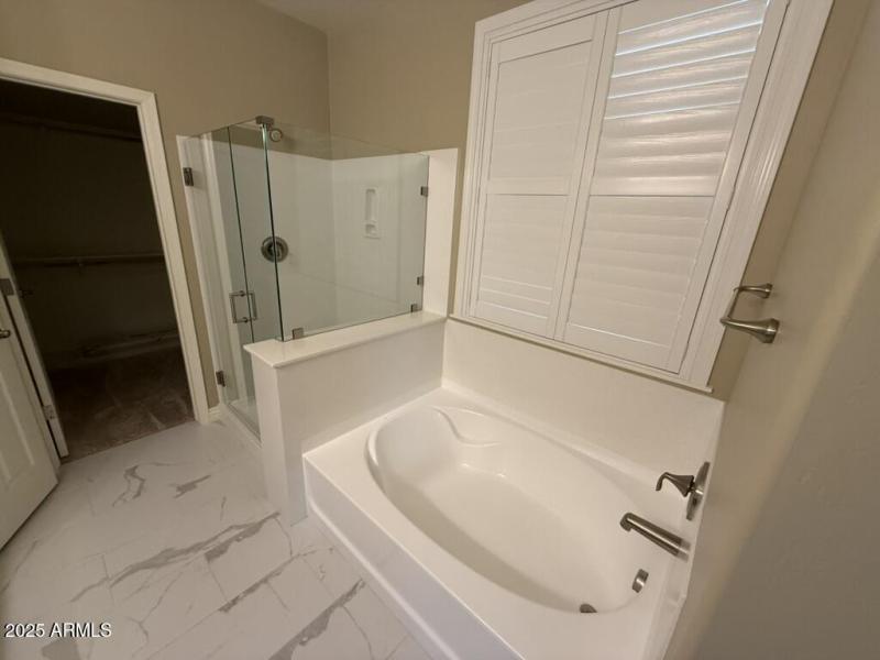 62E4B364-CAE7-4FD7-88D9-FA77B54F66A5_1_1