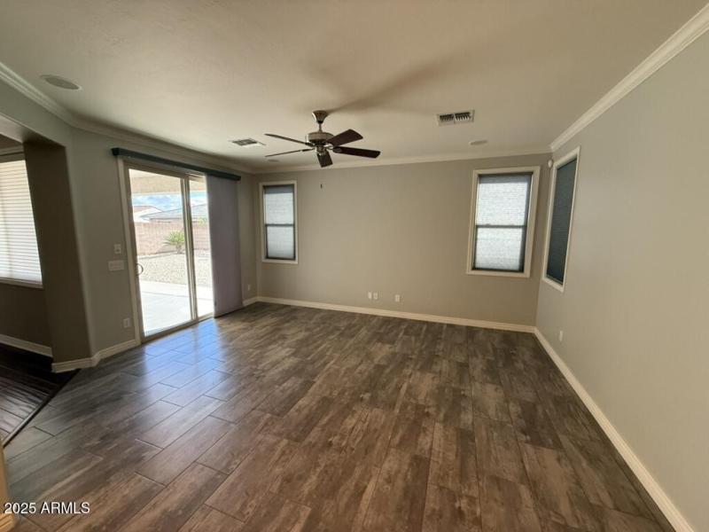 FAF721AA-E443-4A86-A034-EC3F8F4F6F88_1_1