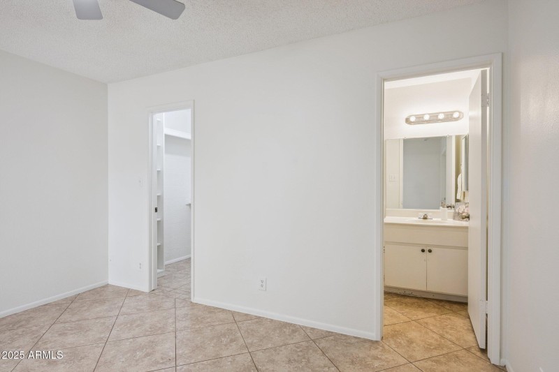 13-web-or-mls-195-n-cottonwood-st-21