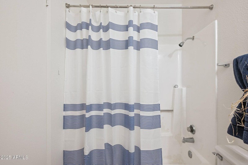 22-web-or-mls-195-n-cottonwood-st-21