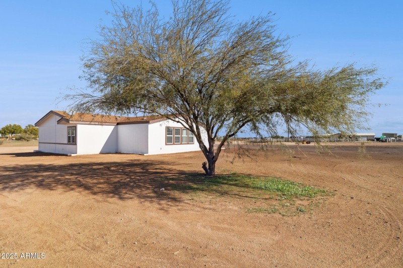 3-web-or-mls-53531-w-buck-dr
