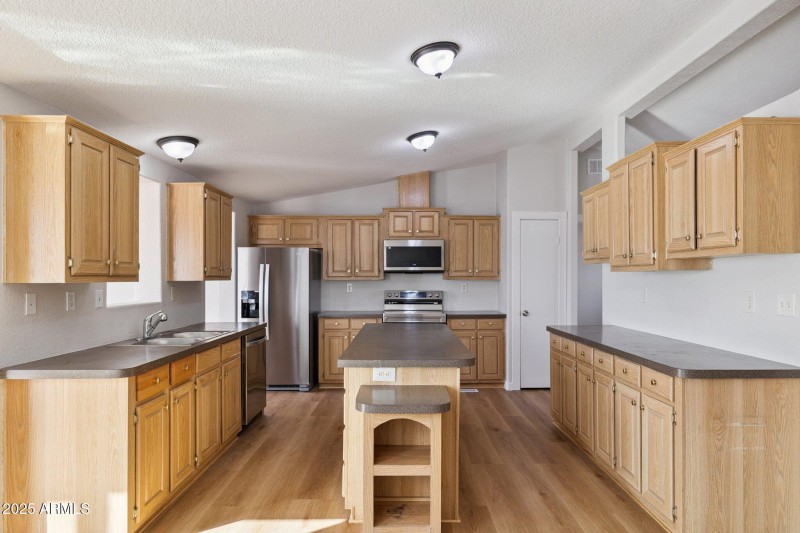 11-web-or-mls-53531-w-buck-dr